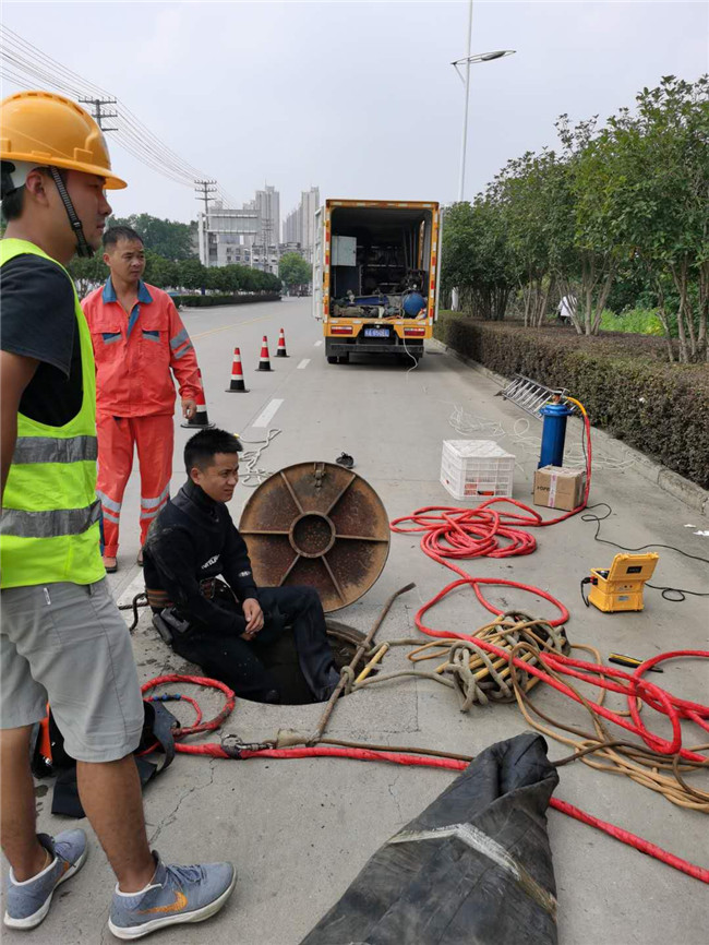 长泰翻衬法管道修复技术主要工序